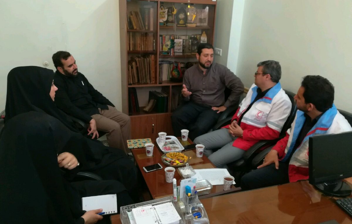 آموزش دانش آموزان عضو انجمن های اسلامی قم در قالب طرح همدلی